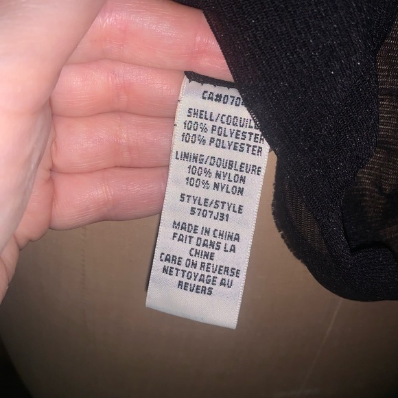 Max Studio Black Fuzzy Sleeveless Top. - Picture 6 of 6